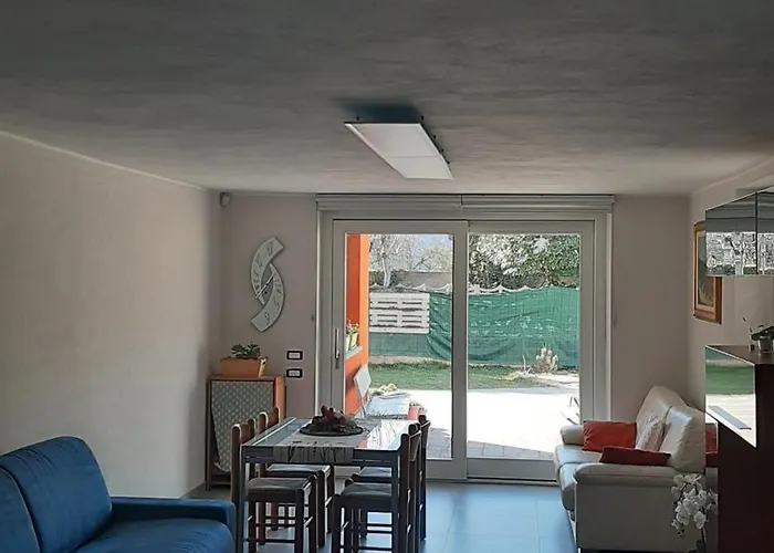 Seven House